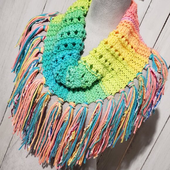 NEW Hand Knitted Boho Cowl Infinity Scarf Fringe Boho Whimsy Festival Indie - Picture 4 of 6